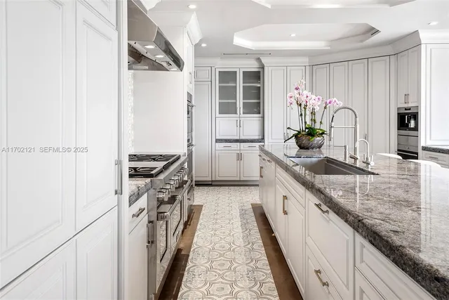 $38,500,000 | 49 Palm Avenue, Miami Beach, FL 33139