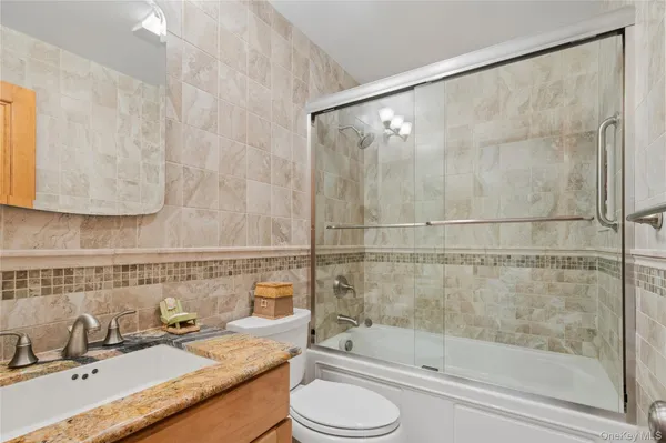 $8,745 | 615 A Oceanfront, Long Beach, NY 11561