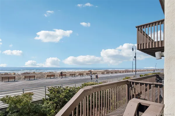 $8,745 | 615 A Oceanfront, Long Beach, NY 11561