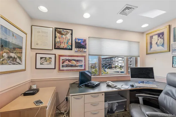 $8,745 | 615 A Oceanfront, Long Beach, NY 11561