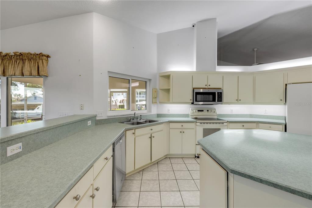 192 Azalea Road Edgewater, FL 32141 - Photo 38 of 94