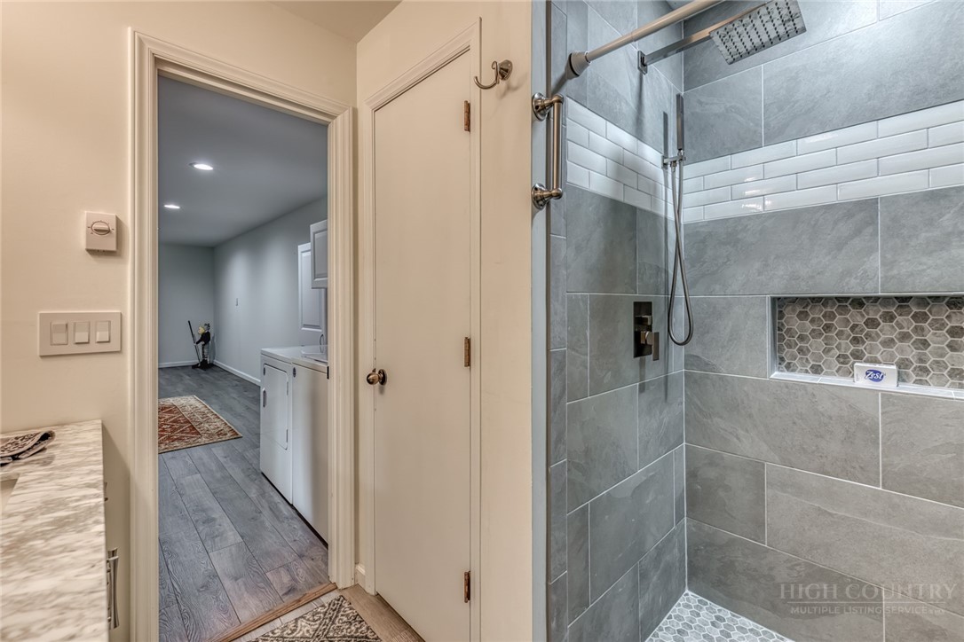 174 Spruce Pine Road Newland, NC 28657 - Photo 29 of 50 a view of a bathroom