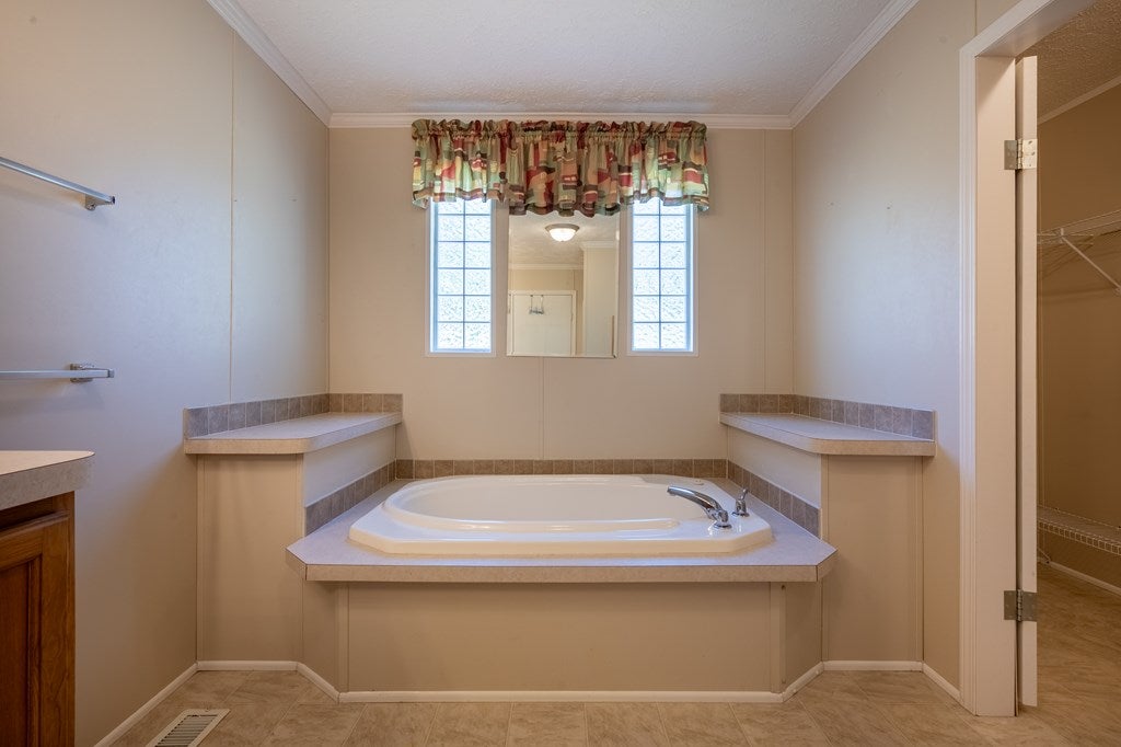 589 Davis Valley Road Rural Retreat, VA 24368 - Photo 37 of 77 Gallery Image 37