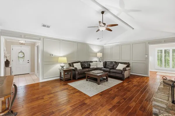 $449,000 | 1000 Bert Drive, Arlington, TX 76012