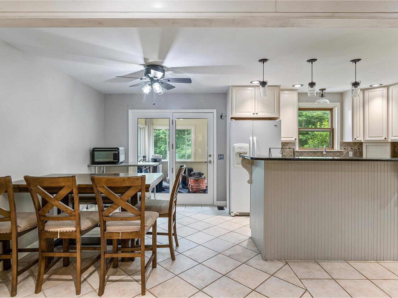 426 Place Road West Hinesburg, VT 05461 - Photo 4 of 40 Gallery Image 4