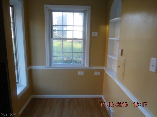 3423 Milverton Road Cleveland, OH 44120 - Photo 5 of 16
