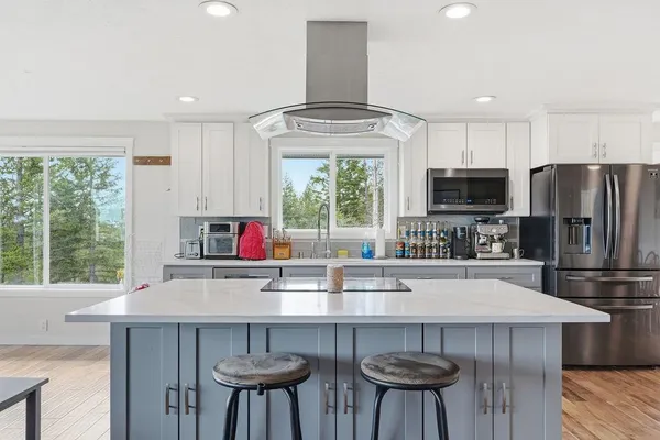 $700,000 | 4724 Price Road, Unit B, Clayton, WA 99110