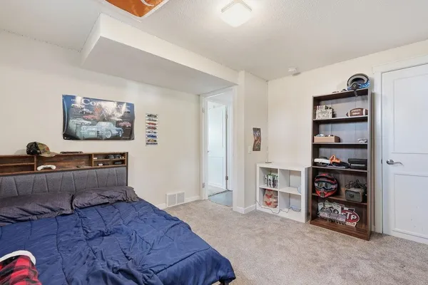 $700,000 | 4724 Price Road, Unit B, Clayton, WA 99110