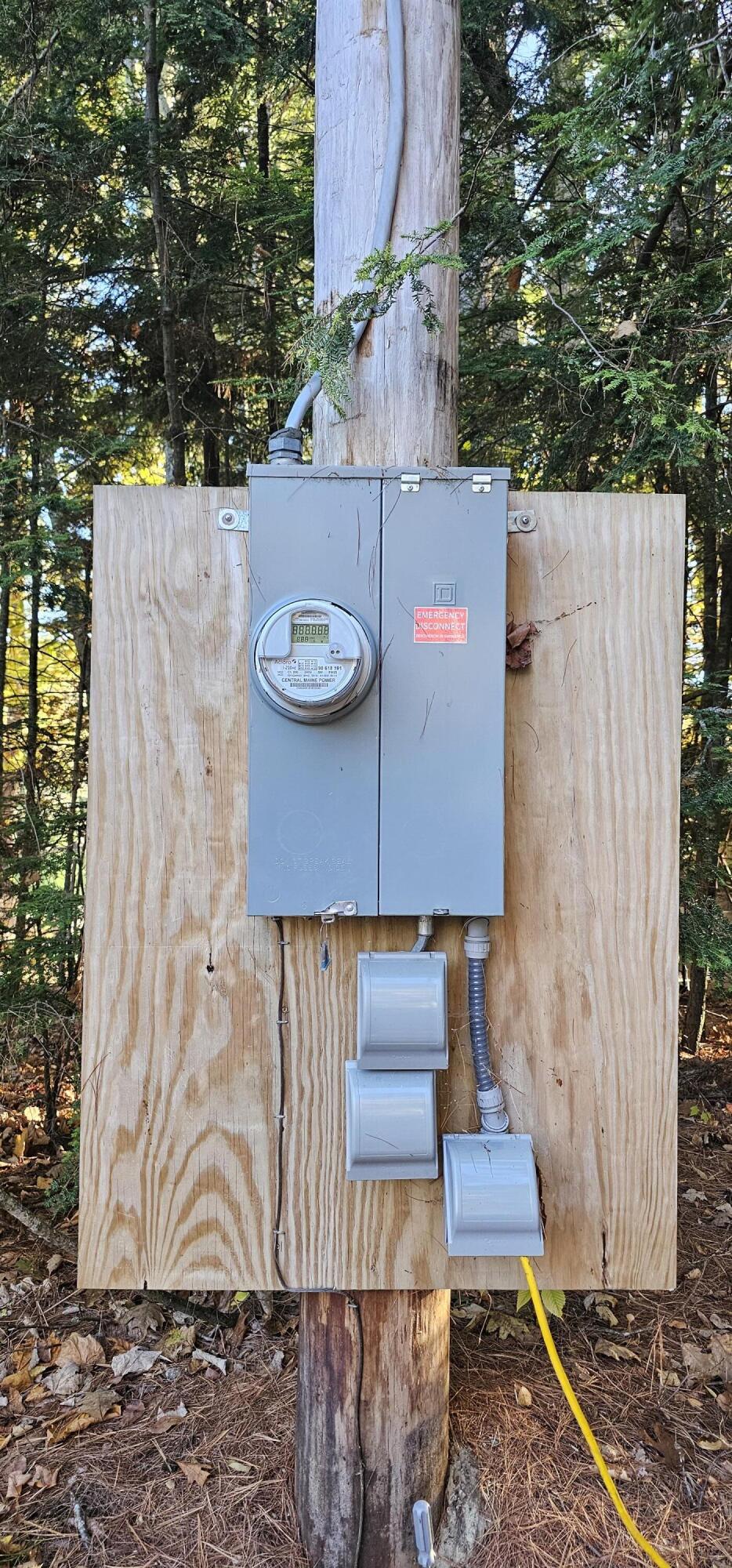 106 Pinewoods Trail Oakland, ME 04963 - Photo 9 of 10 09