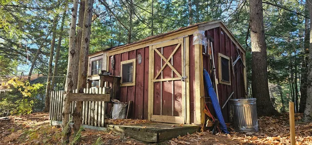 $179,000 | 106 Pinewoods Trail, Oakland, ME 04963