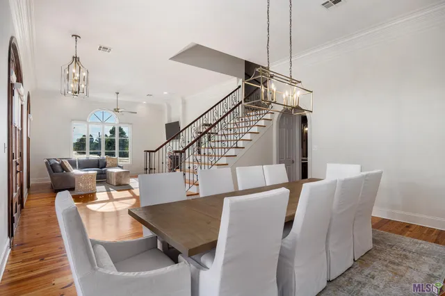 $1,250,000 | 2311 Laurel Lakes Avenue, Baton Rouge, LA 70820