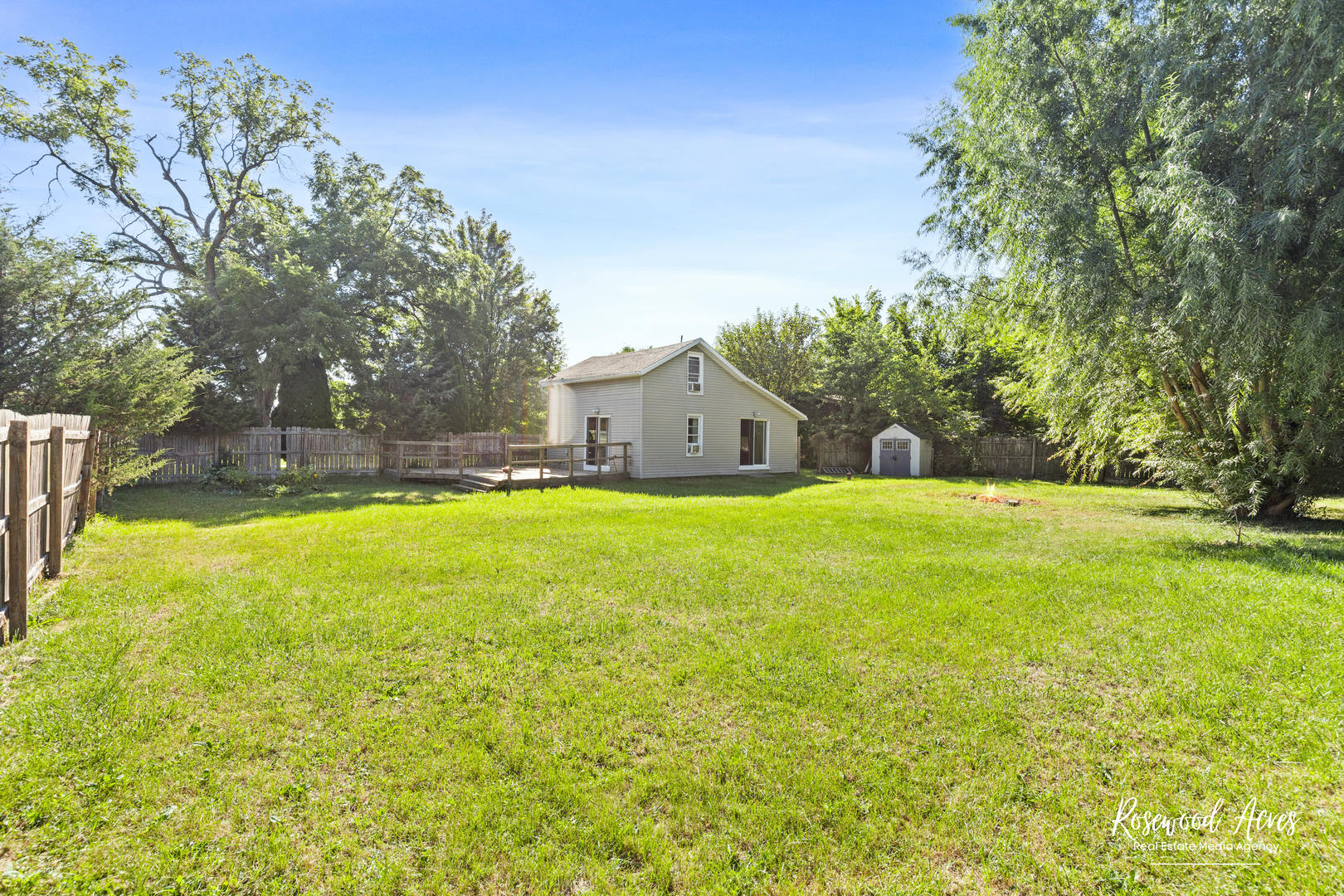 3115 East 1942nd Road Ottawa, IL 61350 - Photo 16 of 16 a view of a house with a yard