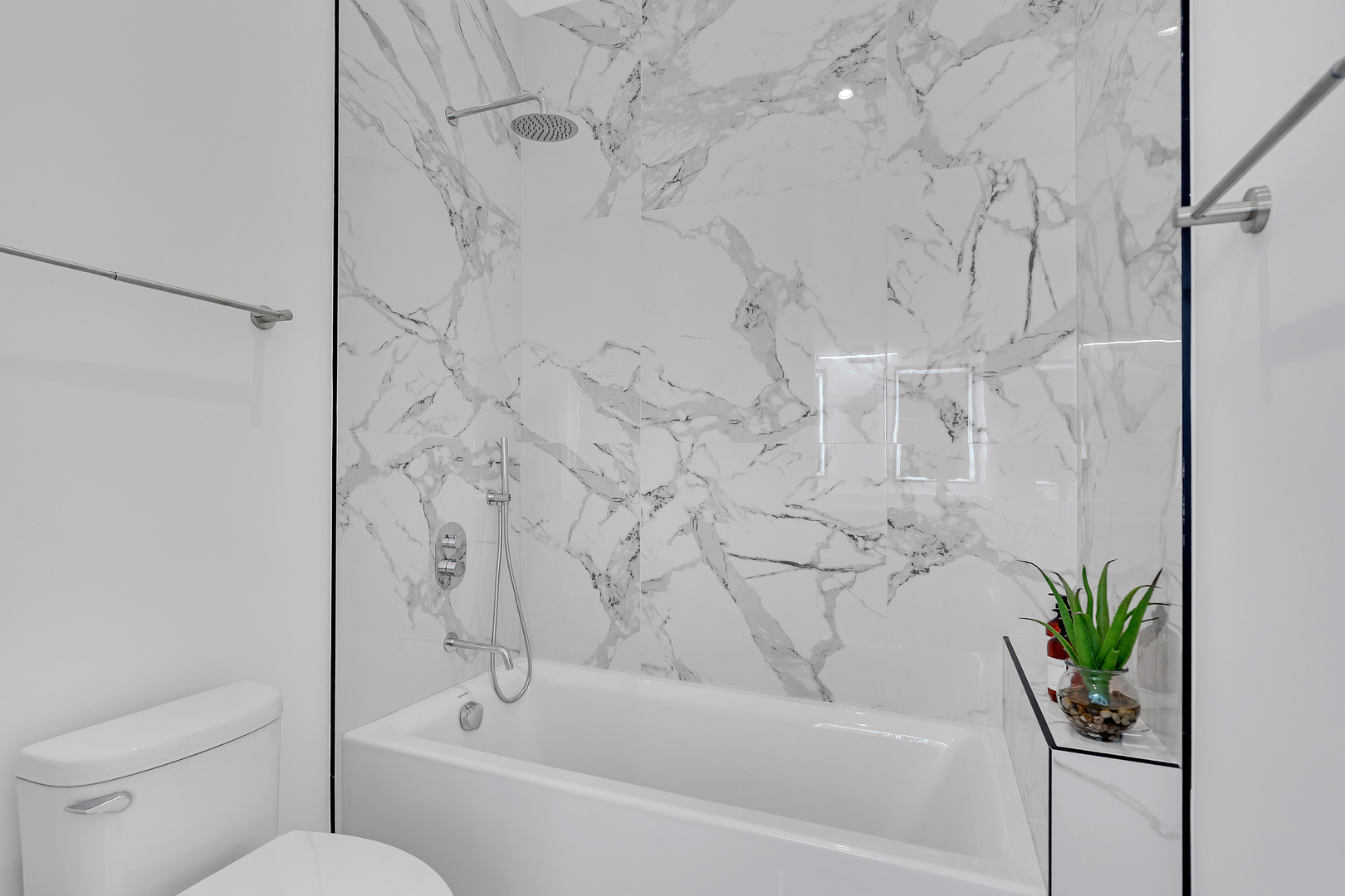 505 West Elm Street, Unit 5 Chicago, IL 60610 - Photo 16 of 22