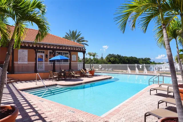 $1,750 | 5000 Culbreath Key Way, Unit 8206, Tampa, FL 33611