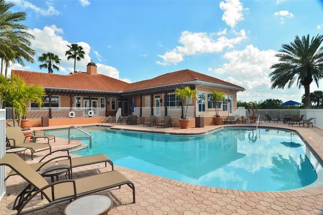 $1,750 | 5000 Culbreath Key Way, Unit 8206, Tampa, FL 33611