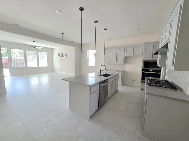 $2,899 | 4512 Hammerstein Boulevard, Denton, TX 76210