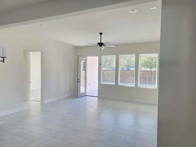 $2,899 | 4512 Hammerstein Boulevard, Denton, TX 76210