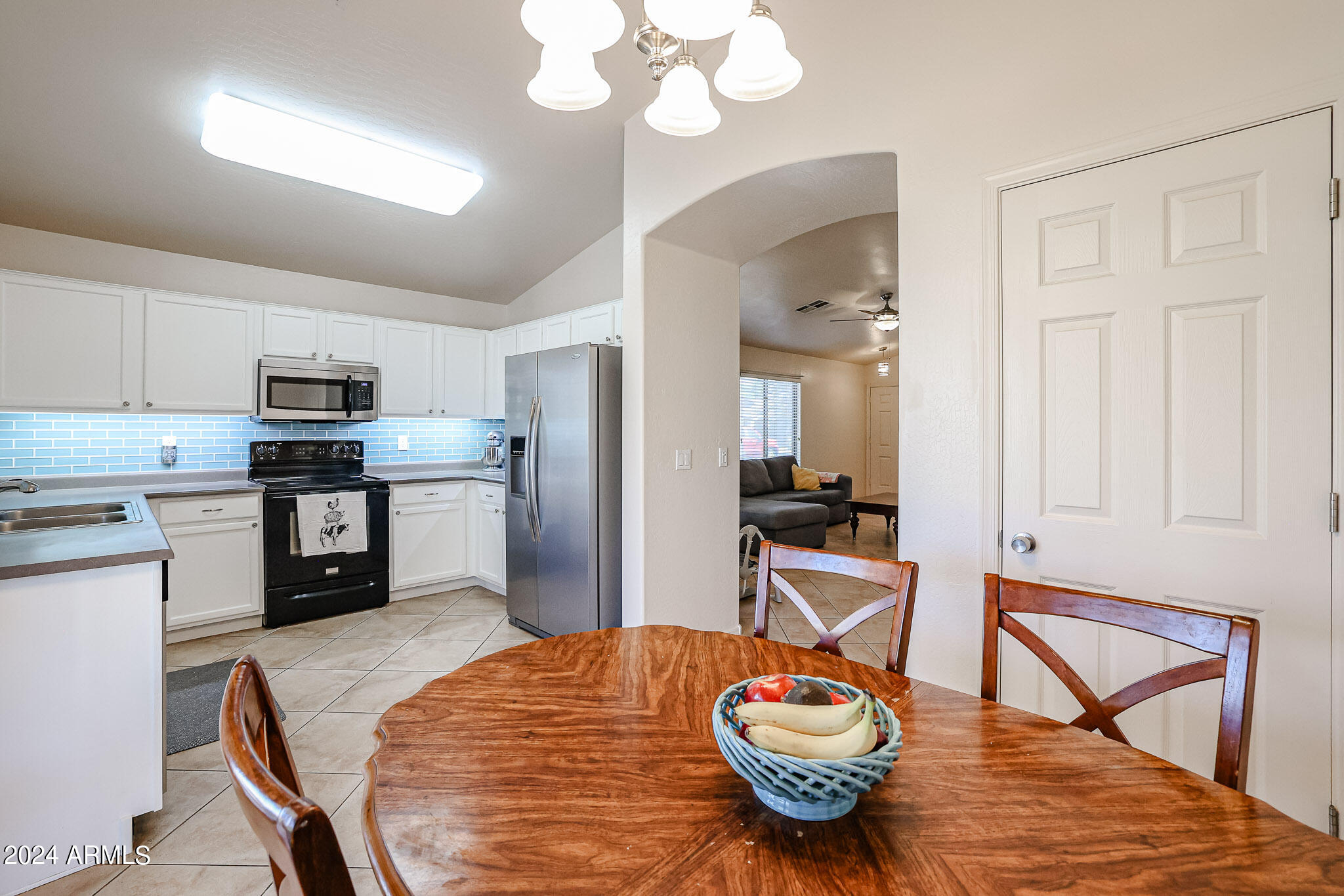 14852 West Calavar Road Surprise, AZ 85379 - Photo 9 of 35 B (6)