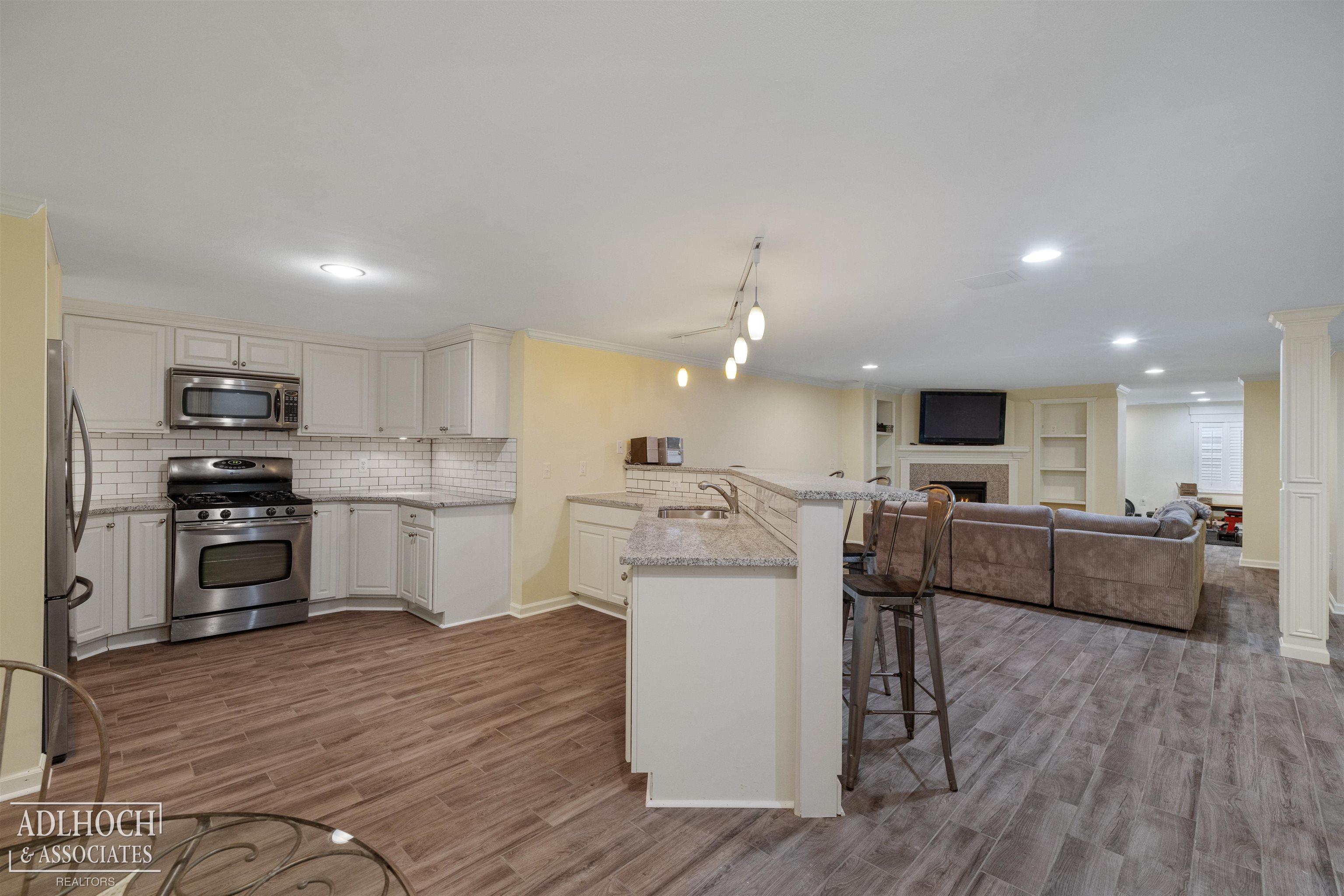 758 Middlesex Road Grosse Pointe, MI 48230 - Photo 25 of 41 Gallery Image 25