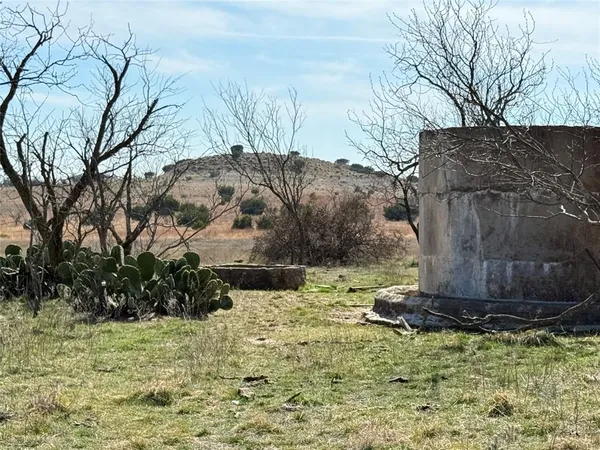 $1,575,000 | 620 Hamilton Tx 76531, Hamilton, TX 76531