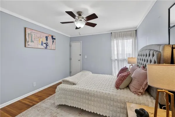 $180,000 | 4430 Jarboe Street, Unit 6, Kansas City, MO 64111