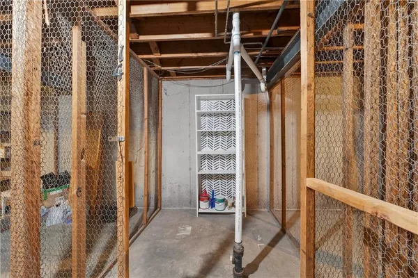 $180,000 | 4430 Jarboe Street, Unit 6, Kansas City, MO 64111