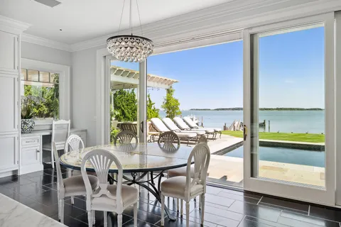 $20,750,000 | 51 Mashomuck Drive, Sag Harbor, NY 11963