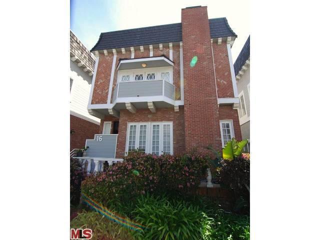 16 Ketch Street, Unit 2 Marina del Rey, CA 90292 - Photo 1 of 1