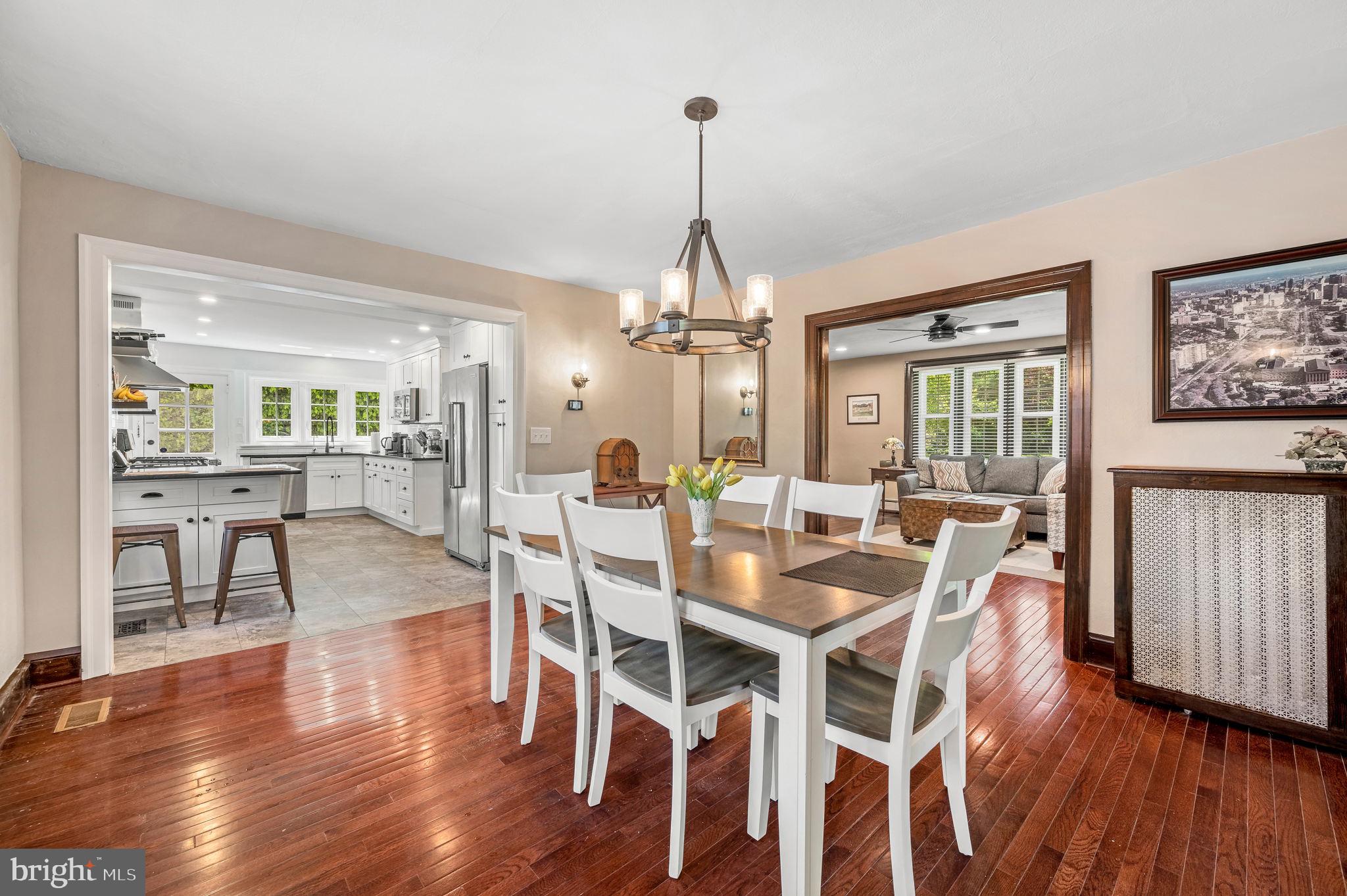 385 Penn Road Wynnewood, PA 19096 - Photo 17 of 41 large dining room ...