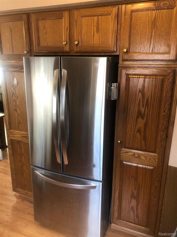 25956 Reeck Road Woodhaven, MI 48183 - Photo 8 of 19