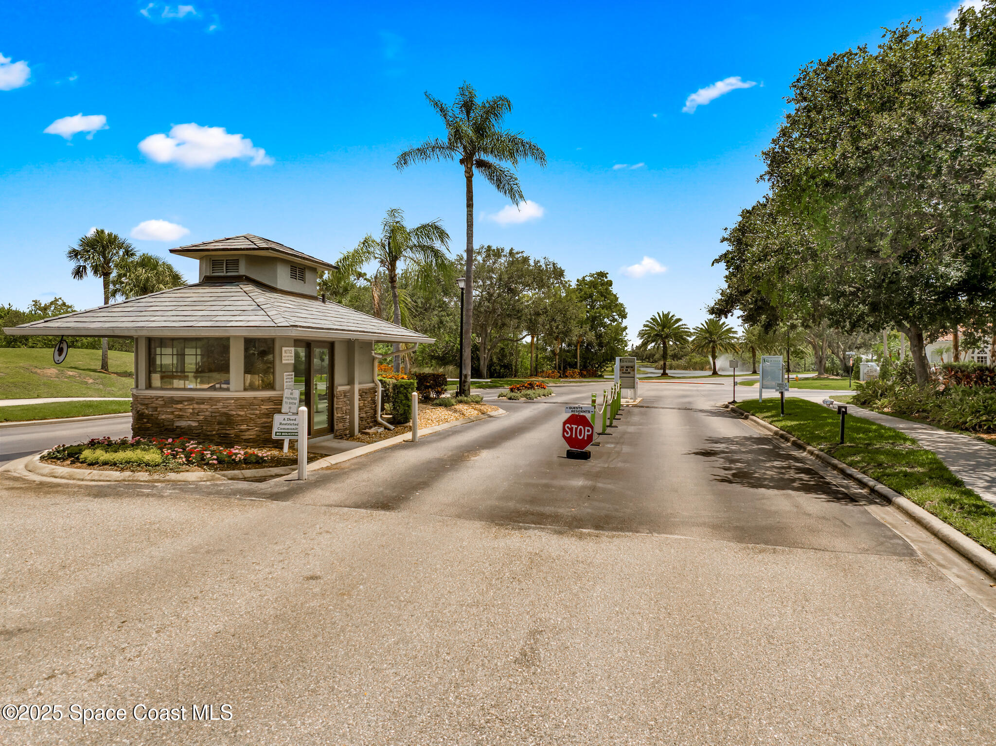 425 Baytree Drive Melbourne, FL 32940 - Photo 40 of 53 a view of outdoor space with porch and furniture