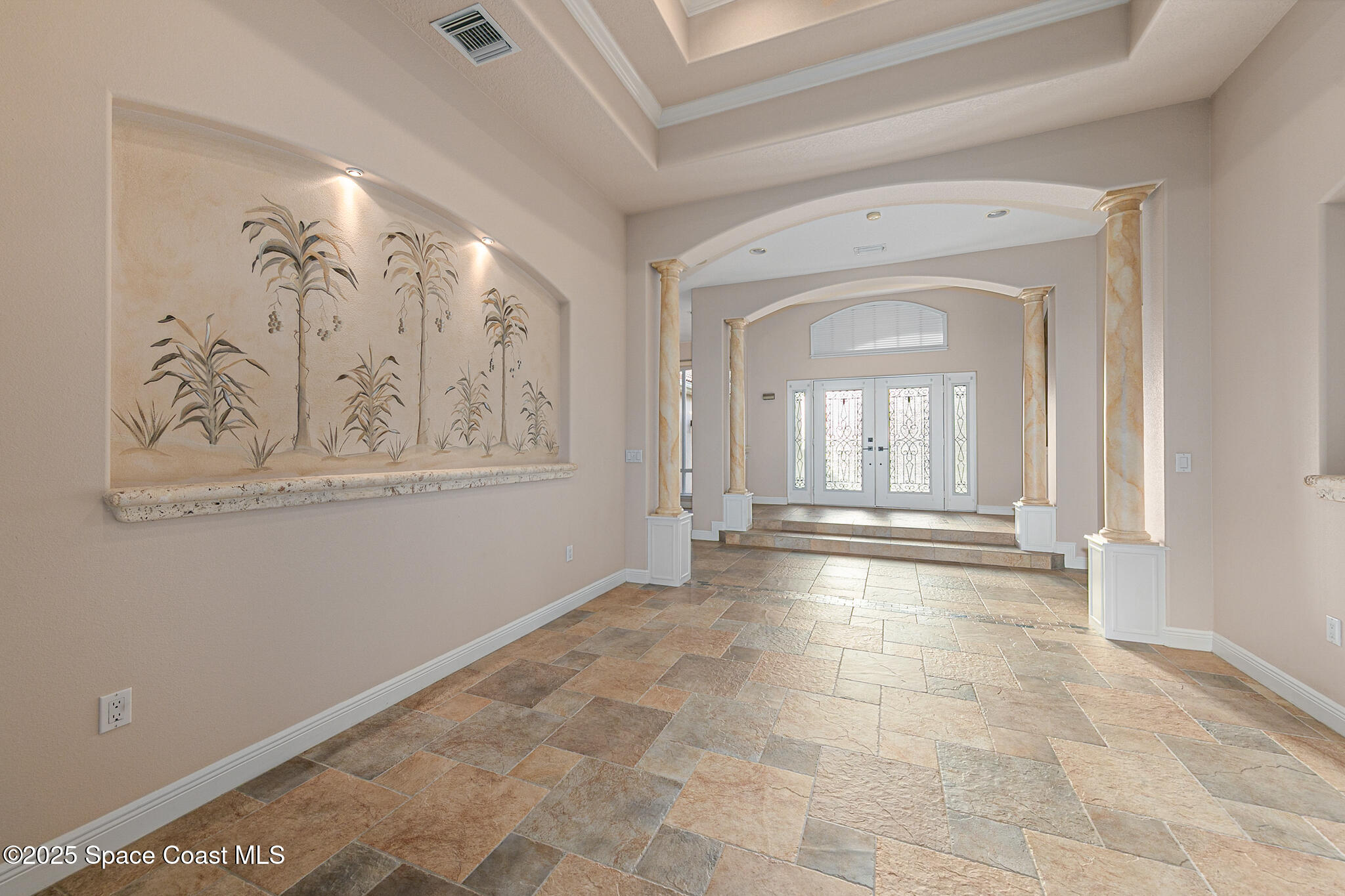 425 Baytree Drive Melbourne, FL 32940 - Photo 6 of 53 a view of a hallway with entryway