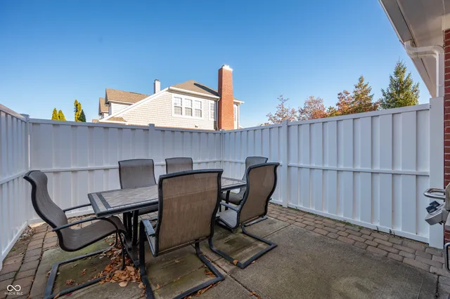 $309,300 | 1204 Middlebury Drive, Westfield, IN 46074