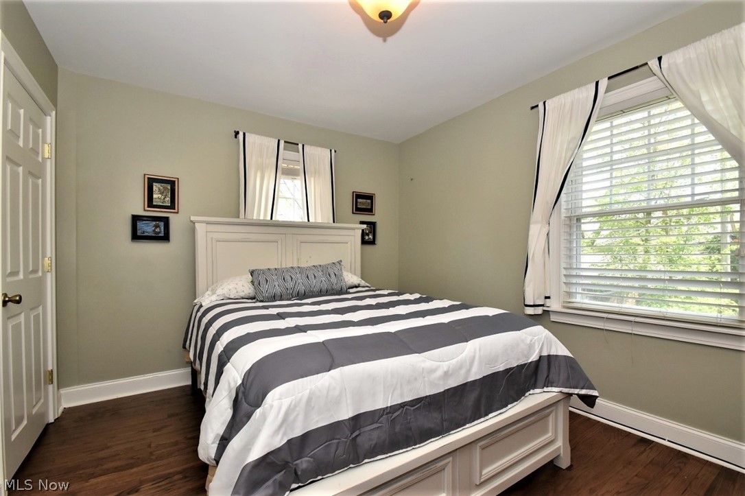 3309 Stockholm Road Cleveland, OH 44120 - Photo 25 of 35 Bedroom 3