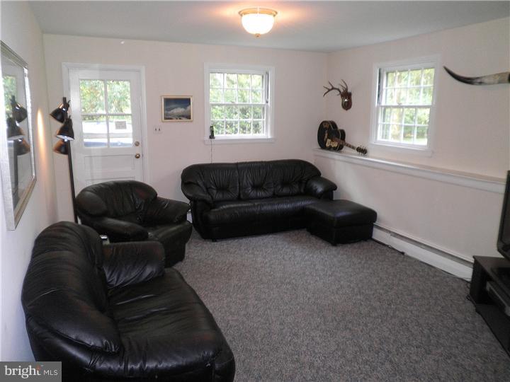 605 Colonel Dewees Road Wayne, PA 19087 - Photo 10 of 16 Family Room