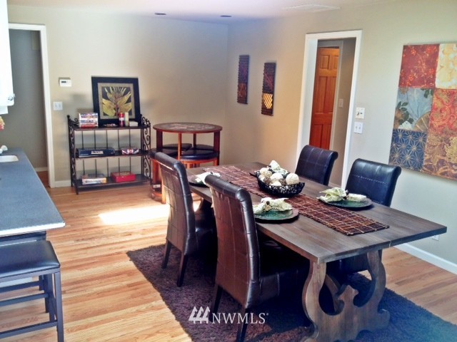 10406 226th Place Southwest Edmonds, WA 98020 - Photo 5 of 16 Gallery Image 5