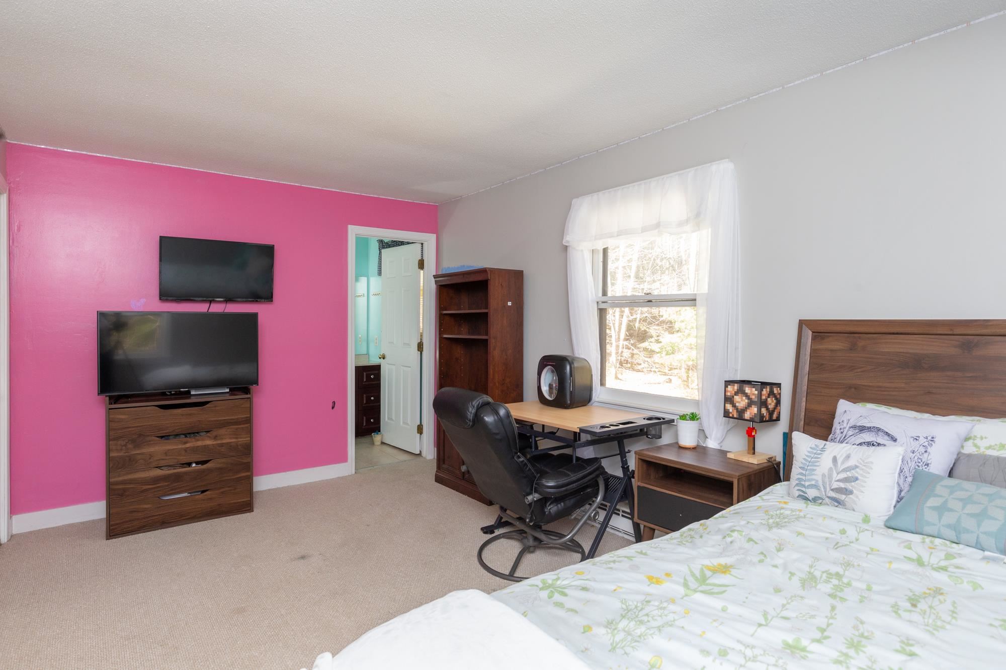 976 Hard Road, Unit C4 Hartford, VT 05059 - Photo 23 of 39 Gallery Image 23