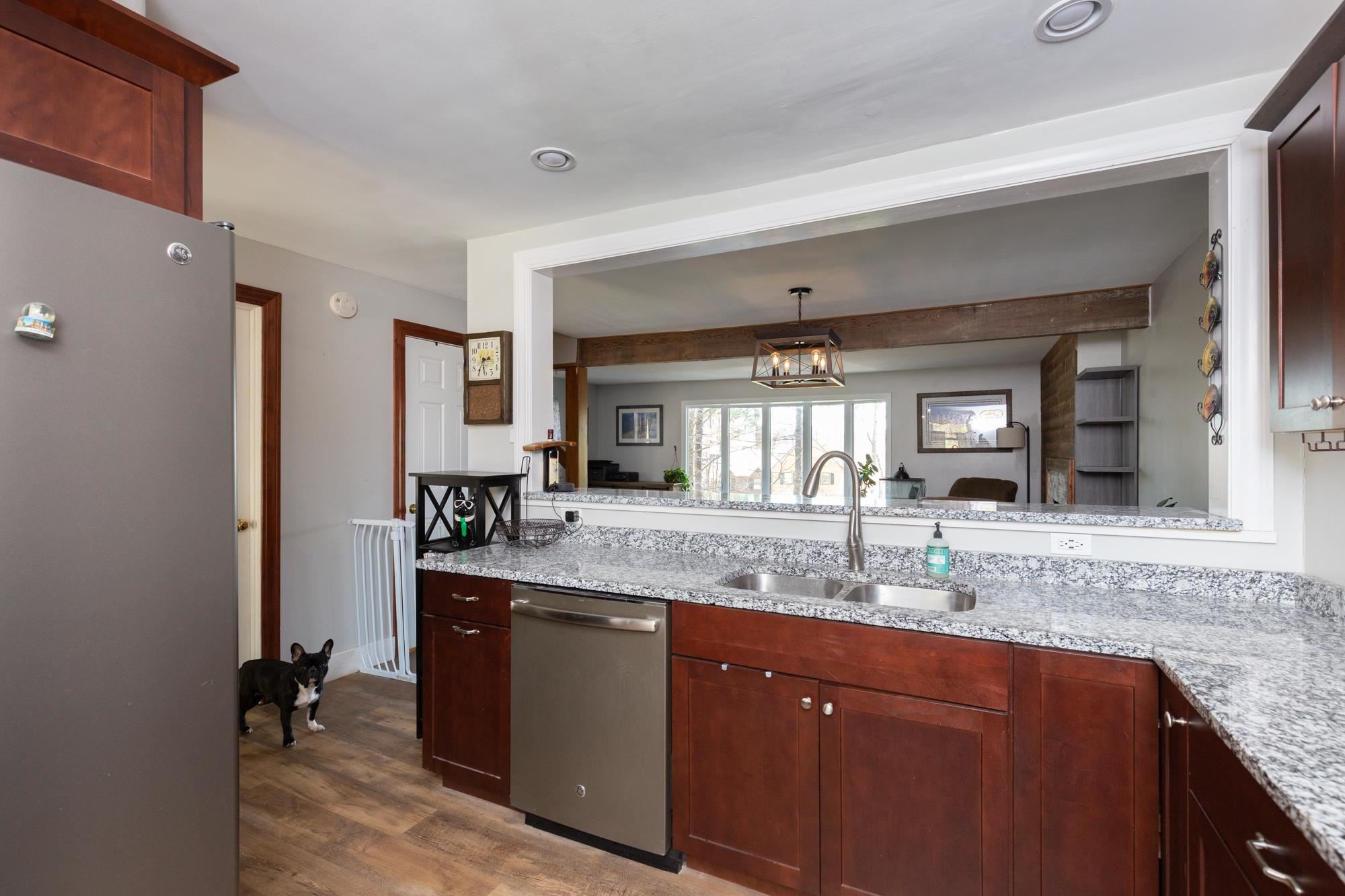976 Hard Road, Unit C4 Hartford, VT 05059 - Photo 6 of 39 Gallery Image 6