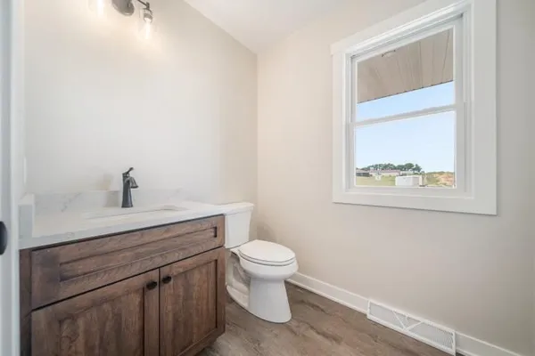 $423,900 | 2825 Stonebrook Drive, Sheboygan, WI 53081