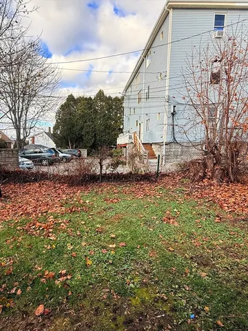 $2,600 | 139 Endicott Street, Worcester, MA 01610