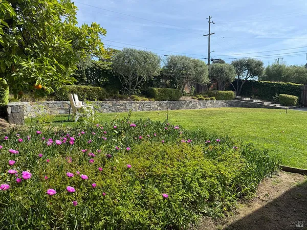 $3,495,000 | 391 Elm Avenue, Larkspur, CA 94939