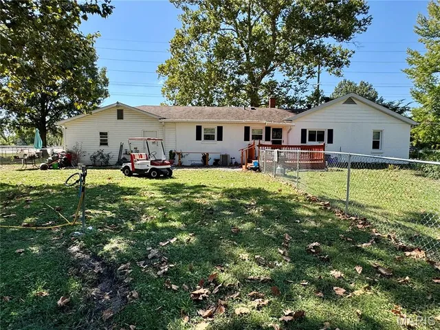 $225,000 | 5667 Humbert Road, Godfrey, IL 62035