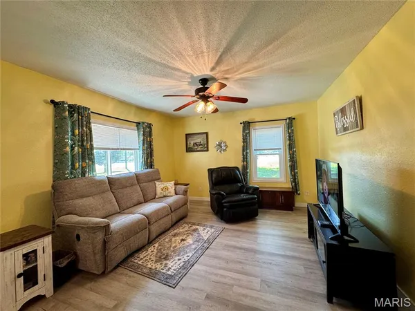 $220,000 | 5667 Humbert Road, Godfrey, IL 62035