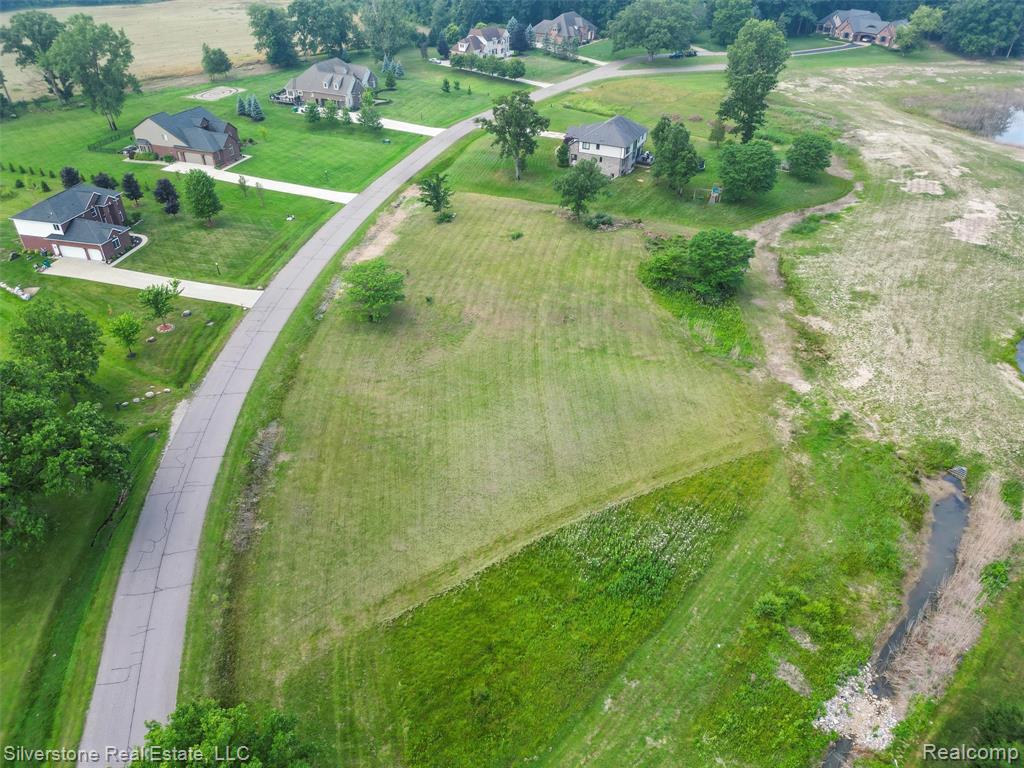 11572 Erin's Way Romeo, MI 48065 - Photo 15 of 24