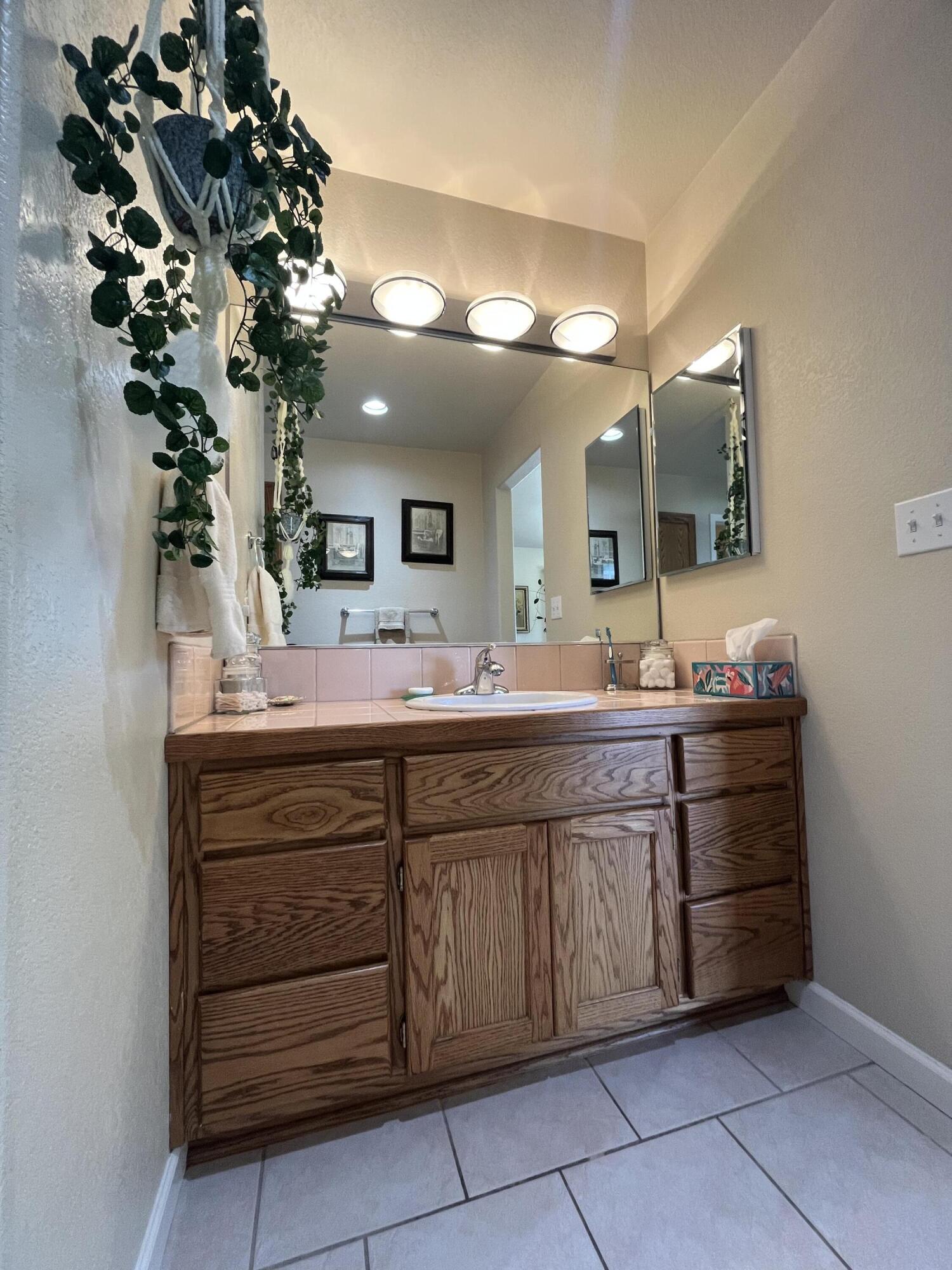 5964 Springcrest Way Klamath Falls, OR 97603 - Photo 16 of 22 3ABD3AF6-FC61-44CE-8119-EF592232F48A