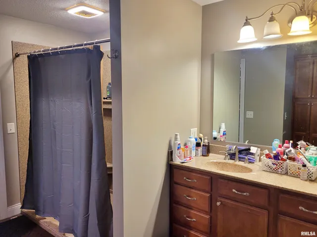 $239,900 | 42 County Line Road, Grand Chain, IL 62941