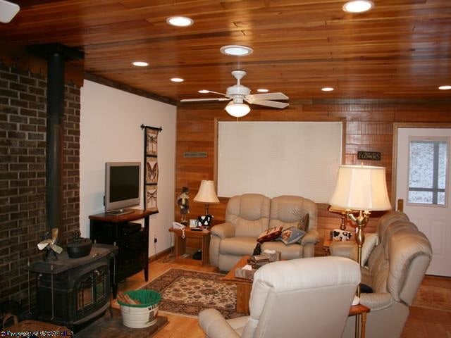 114 Turkey Lick Road West Union, WV 26456 - Photo 8 of 14 Gallery Image 8