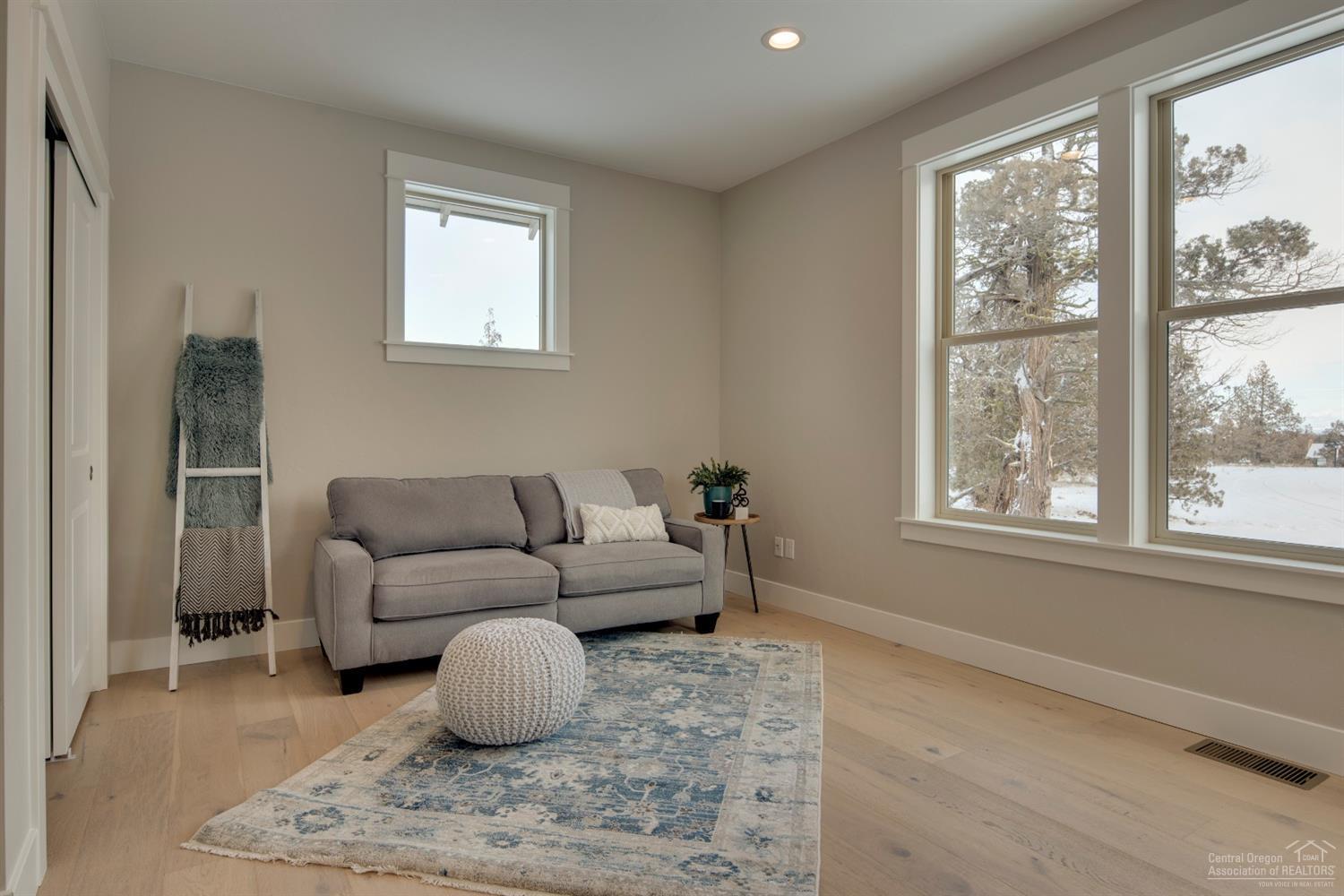 255 Southwest 89th Street Redmond, OR 97756 - Photo 20 of 25 Gallery Image 20