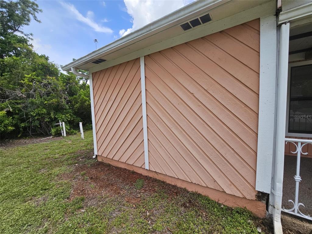 6305 Bikini Road Sarasota, FL 34241 - Photo 38 of 38 Gallery Image 38