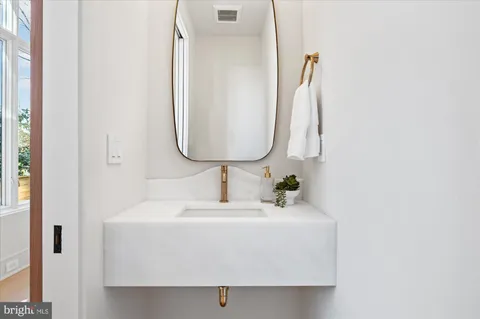 $3,295,000 | 5011 Fulton Street Northwest, Washington, DC 20016